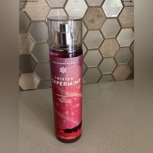 Bath & Body Works Twisted Peppermint